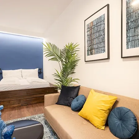 R10 - Boutique Apartments, Location By Bqa